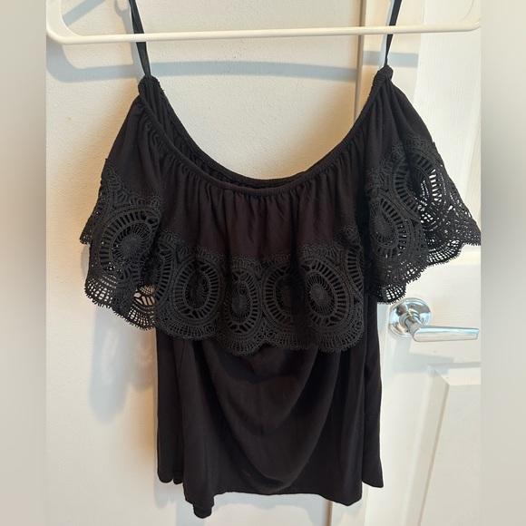 Adrianna Papell off the shoulder black top with lace detail, size M - Picture 6 of 6